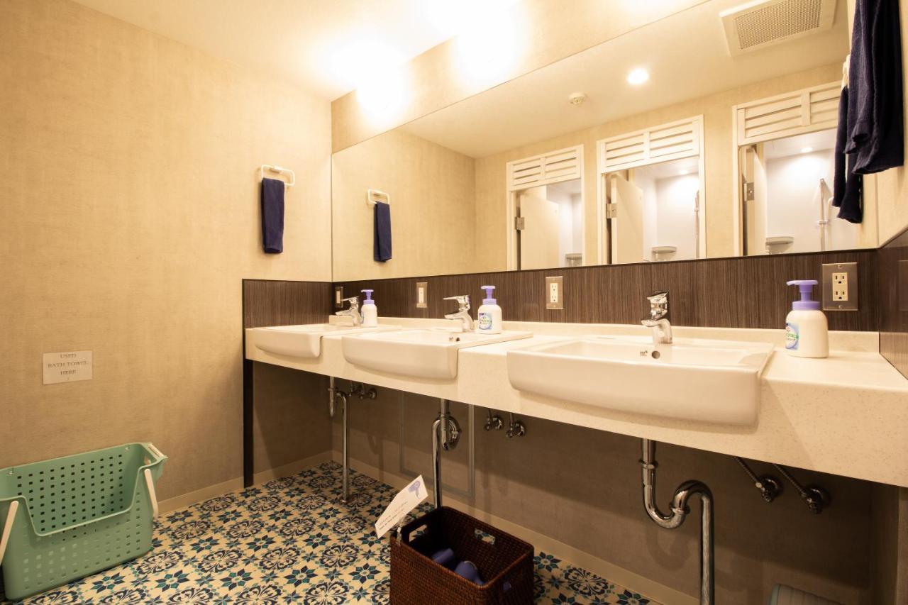 Trip & Sleep Hostel Nagoya Bagian luar foto