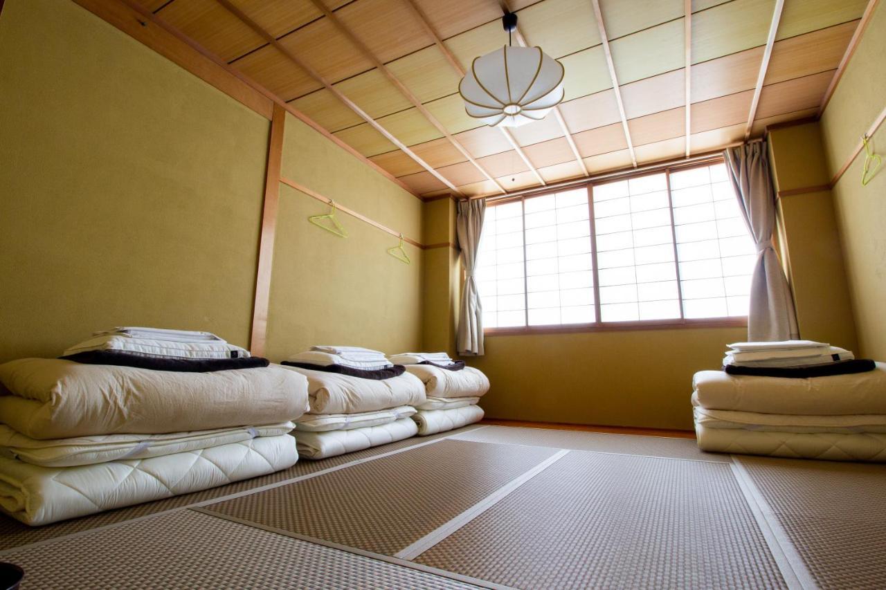 Trip & Sleep Hostel Nagoya Bagian luar foto