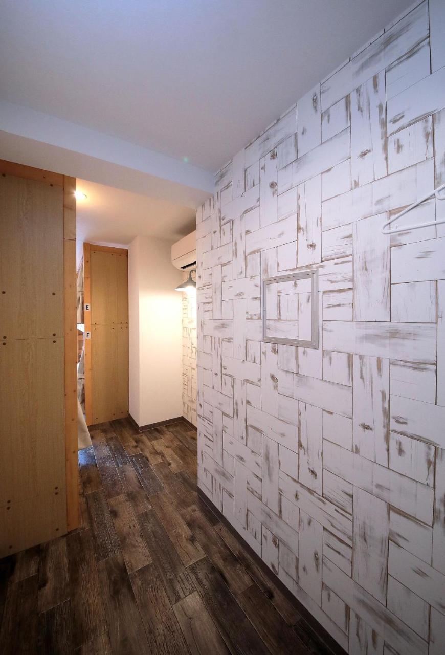 Trip & Sleep Hostel Nagoya Bagian luar foto